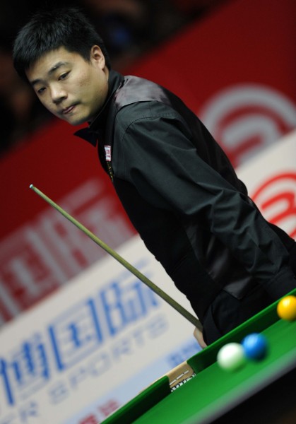 后防中坚 后防中坚